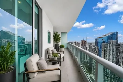 900 Biscayne Boulevard Miami FL 33132