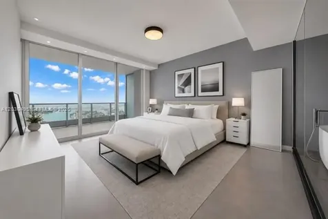 900 Biscayne Boulevard Miami FL 33132