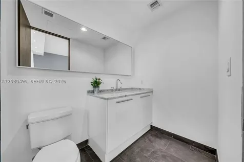 900 Biscayne Boulevard Miami FL 33132