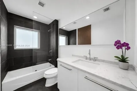 900 Biscayne Boulevard Miami FL 33132
