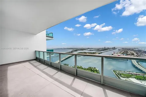 900 Biscayne Boulevard Miami FL 33132