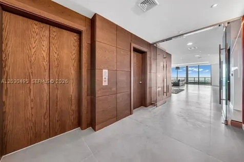 900 Biscayne Boulevard Miami FL 33132