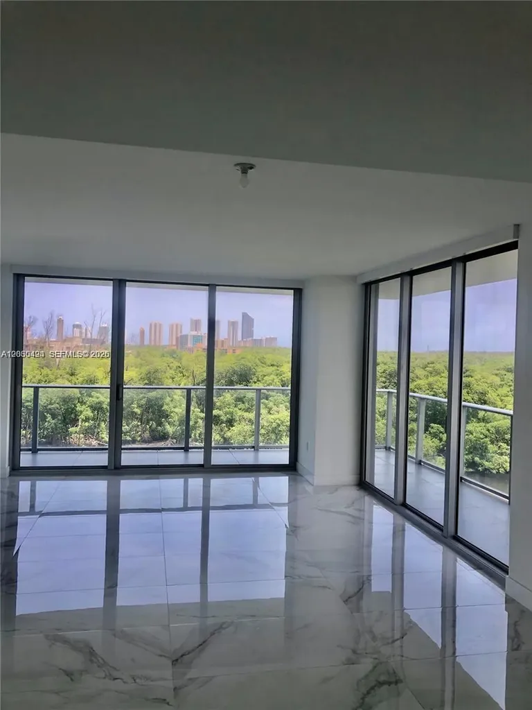 16385 Biscayne Boulevard North Miami Beach FL 33160