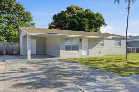 3221 NW 12th Place Lauderhill FL 33311