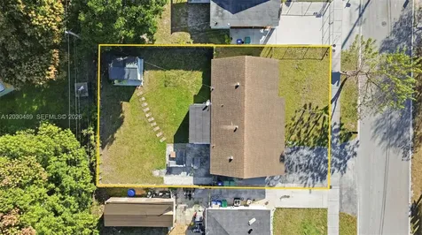 3221 NW 12th Place Lauderhill FL 33311