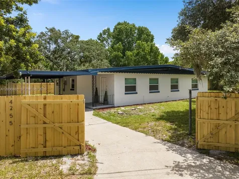 4255 Wee Street Mount Dora FL 32757