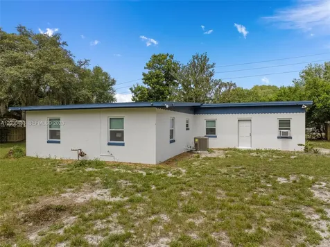 4255 Wee Street Mount Dora FL 32757