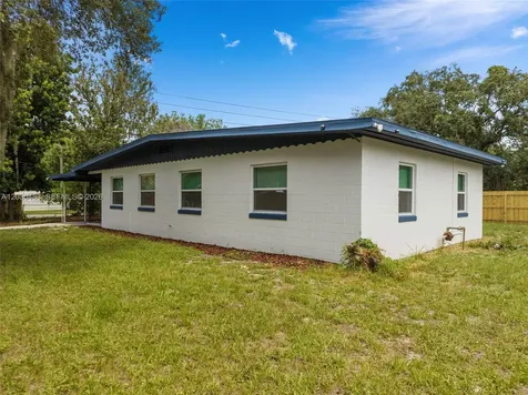 4255 Wee Street Mount Dora FL 32757