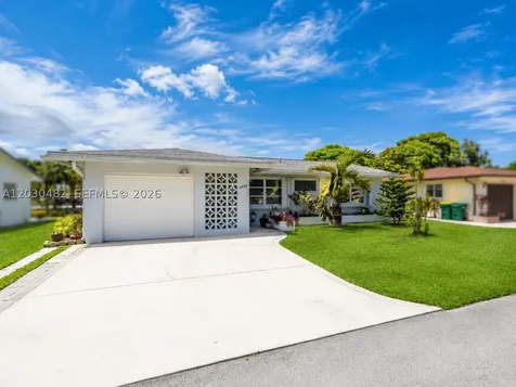 4923 NW 55th Court Tamarac FL 33319