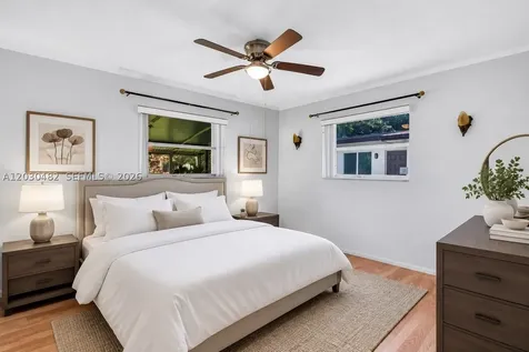 4923 NW 55th Court Tamarac FL 33319