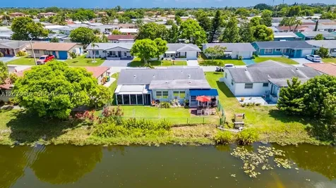 4923 NW 55th Court Tamarac FL 33319