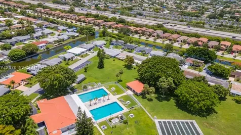 4923 NW 55th Court Tamarac FL 33319