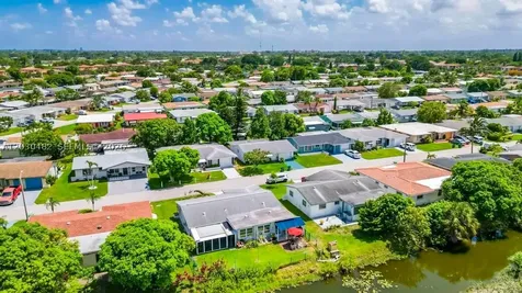 4923 NW 55th Court Tamarac FL 33319