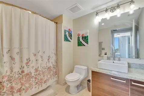 185 SW 7 Street Miami FL 33130