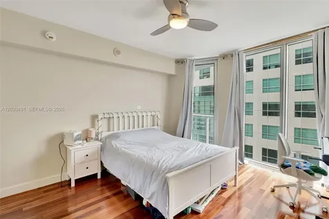 185 SW 7 Street Miami FL 33130