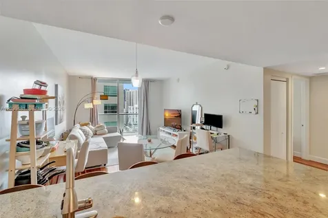 185 SW 7 Street Miami FL 33130