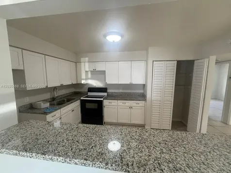 Riviera Beach FL 33404