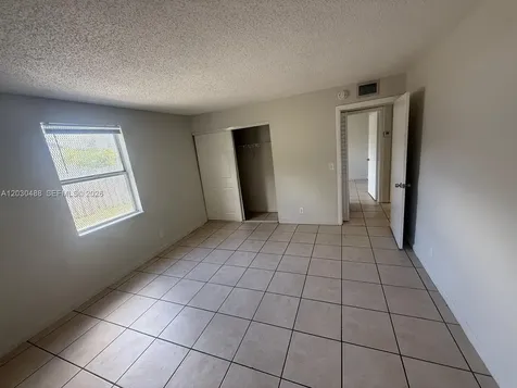 Riviera Beach FL 33404
