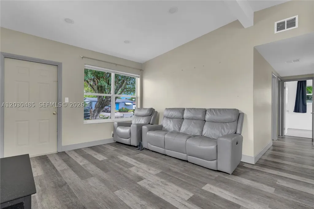 7220 Arthur Street Hollywood FL 33024