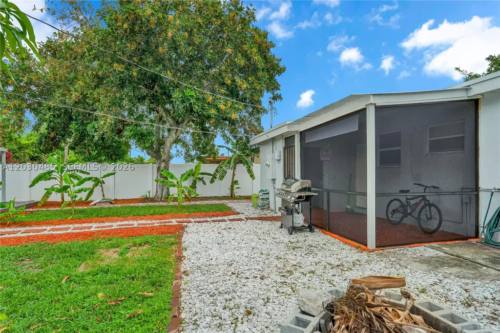 7220 Arthur Street Hollywood FL 33024