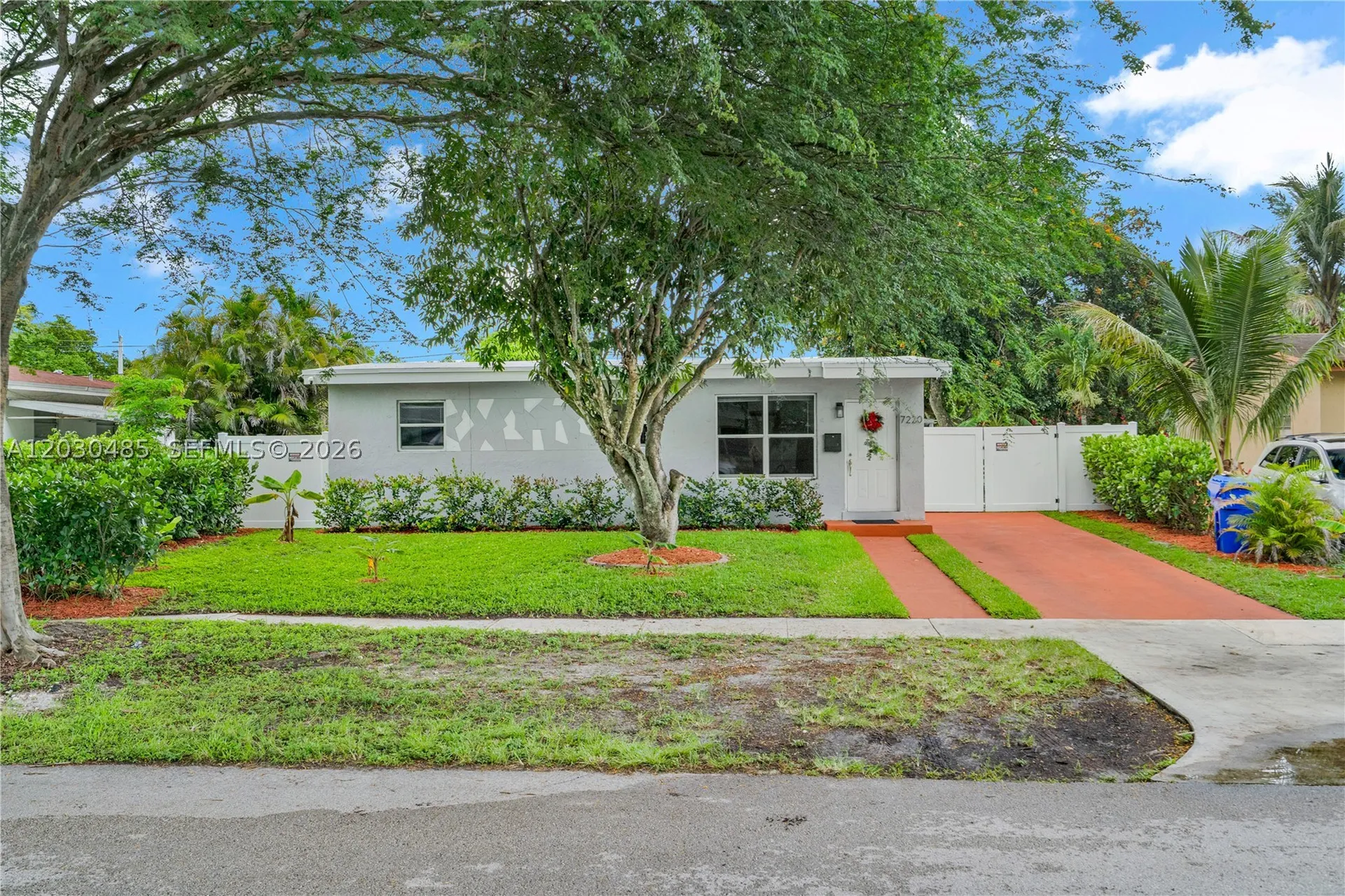 7220 Arthur Street Hollywood FL 33024