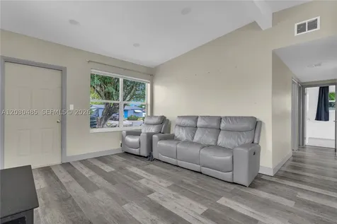 7220 Arthur Street Hollywood FL 33024
