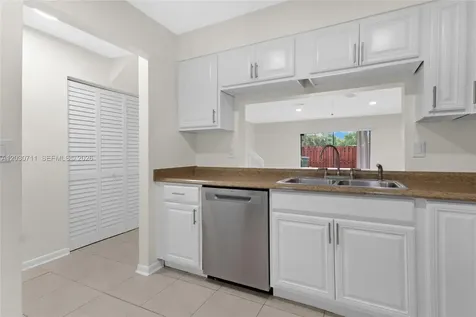 741 NW 105th Terrace Pembroke Pines FL 33026