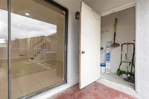 741 NW 105th Terrace Pembroke Pines FL 33026