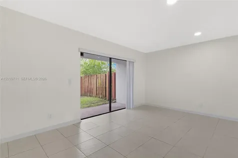 741 NW 105th Terrace Pembroke Pines FL 33026