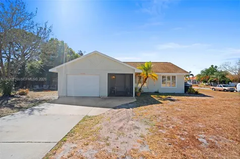 1526 SE Port St Lucie Boulevard Port St. Lucie FL 34952