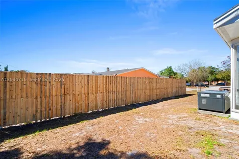 1526 SE Port St Lucie Boulevard Port St. Lucie FL 34952