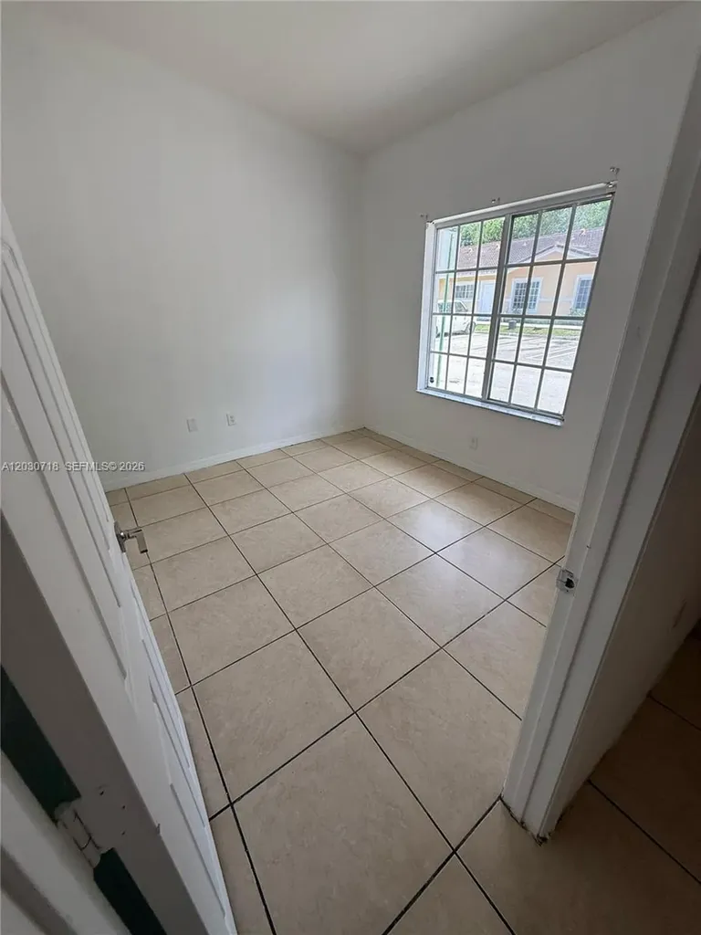 3826 SW 48th Avenue Hollywood FL 33023