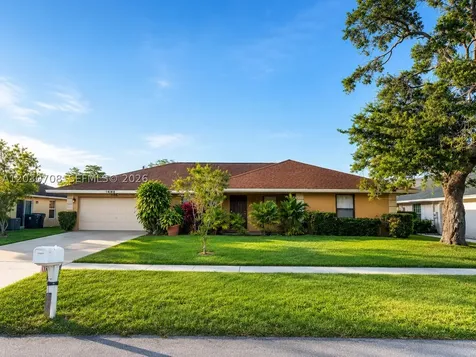 1800 Wisteria Street Wellington FL 33414