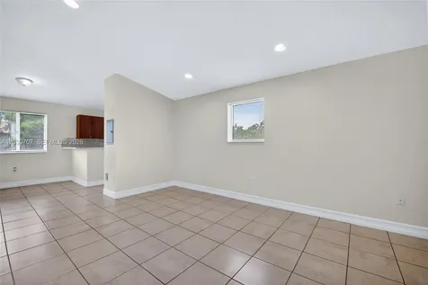 2721 SE 12th Place Homestead FL 33035