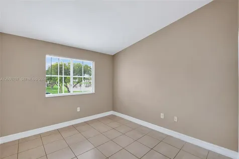 2721 SE 12th Place Homestead FL 33035