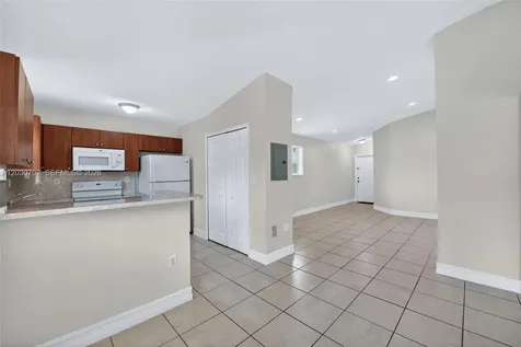 2721 SE 12th Place Homestead FL 33035