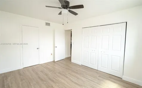 2740 W 62nd Place Hialeah FL 33016