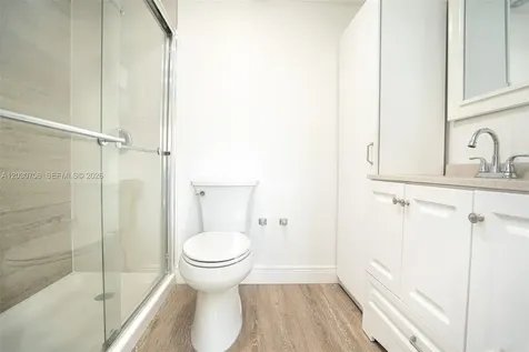 2740 W 62nd Place Hialeah FL 33016