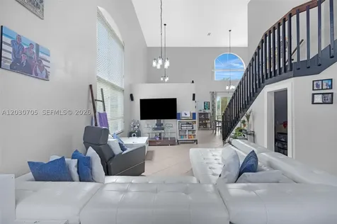 2001 SE 14th Circle Homestead FL 33035