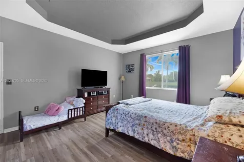 2001 SE 14th Circle Homestead FL 33035