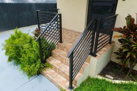 161 E 36th Street Hialeah FL 33013