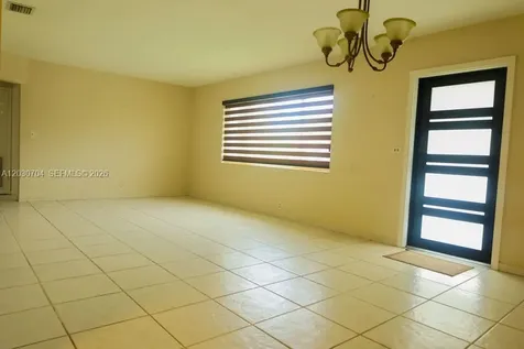 161 E 36th Street Hialeah FL 33013