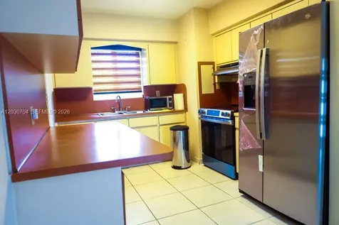 161 E 36th Street Hialeah FL 33013