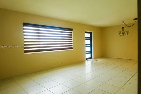 161 E 36th Street Hialeah FL 33013