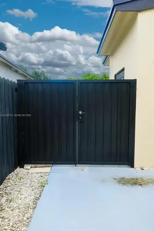 161 E 36th Street Hialeah FL 33013