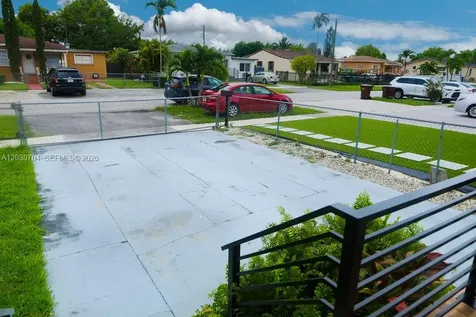 161 E 36th Street Hialeah FL 33013