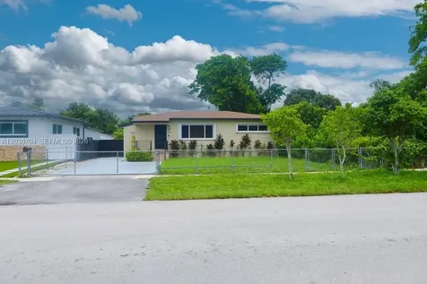 161 E 36th Street Hialeah FL 33013
