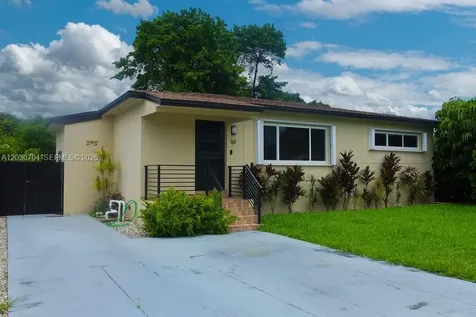 161 E 36th Street Hialeah FL 33013
