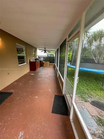 1010 Salmon Isle Green Acres FL 33413