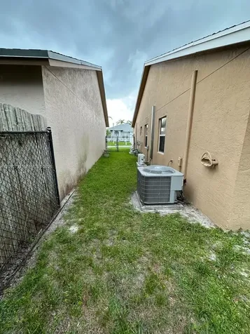 1010 Salmon Isle Green Acres FL 33413